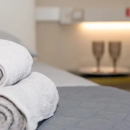 Bed & Breakfast Diegohousesleepaway